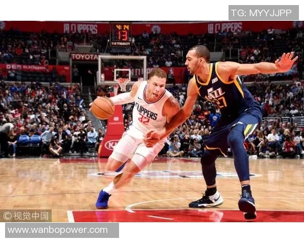 米切尔火力全开狂砍43分9板6助罚球命中率高效助球队取胜 米切尔火力全开狂砍43分9板6助罚球命中率高效助球队取胜