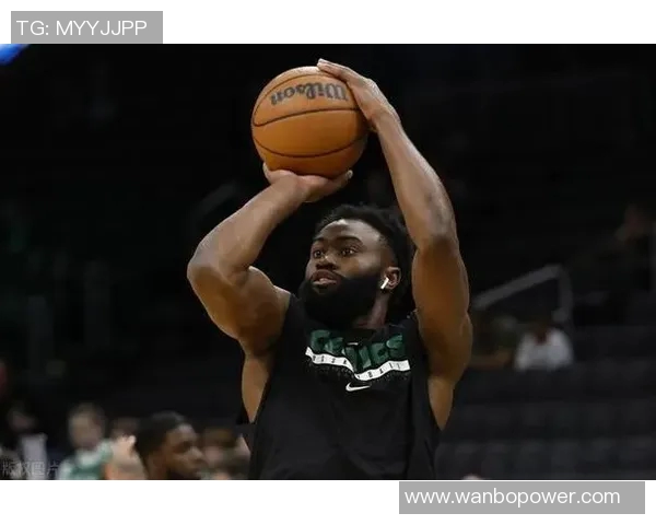 杰伦布朗全能表现助力球队获胜22投10中罚球7中9贡献30分8板8助 杰伦布朗全能表现助力球队获胜22投10中罚球7中9贡献30分8板8助