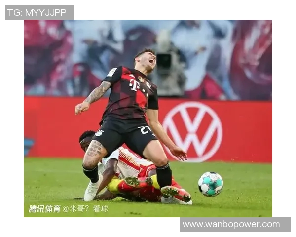 法尔克透露拜仁关注费耶诺德右后卫雷德或成博伊替代人选