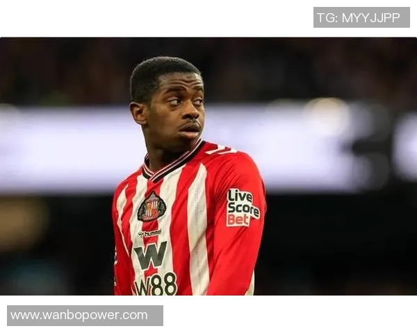 天空体育报道曼联切尔西争抢桑德兰中场萨迪基已询问转会费情况 天空体育报道曼联切尔西争抢桑德兰中场萨迪基已询问转会费情况